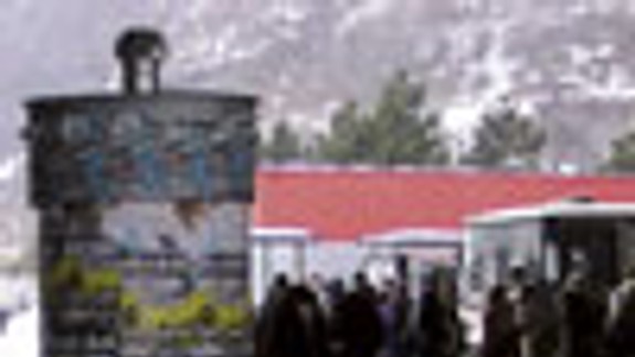 Pod Novým mostom už autá neparkujú