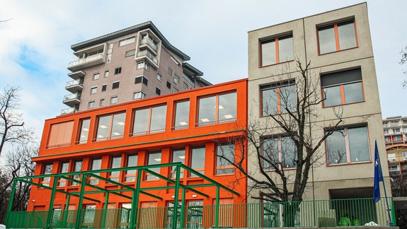 Základná škola na Cádrovej začala nový školský rok s novým moderným pavilónom