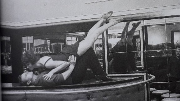 HISTÓRIA Príbehy vychýrených bratislavských nočných barov: Na ktorý si spomínate vy?