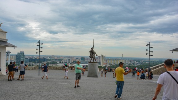 Neporiadok na Bratislavskom hrade? Boli sme sa presvedčiť na vlastné oči