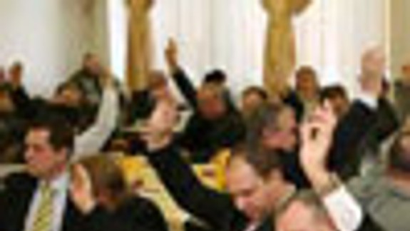 Dúbravských poslancov bude po novom 25