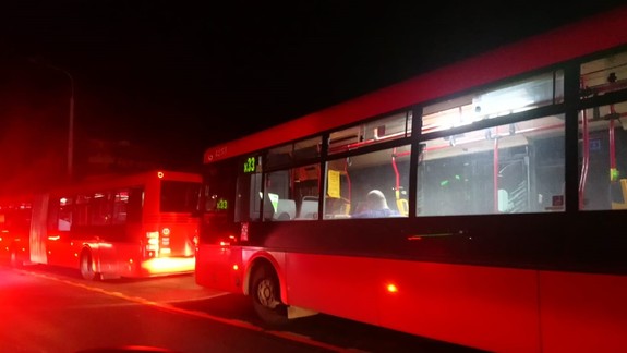 Zakliaty úsek? Na Botanickej bola tma ako v rohu, k tomu vypukol požiar, doprava stála