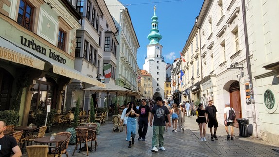 V horúčavách nepodceňujte riziko úpalu. Ako sa mu vyhnúť?