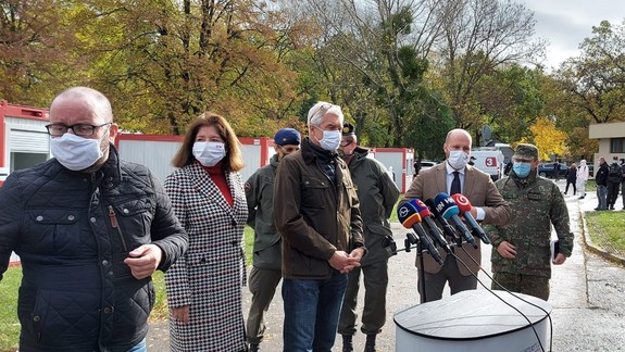 VIDEO: Je to malý zázrak. Ministri Naď a Korčok ďakujú všetkým, čo sa zapojili do akcie testovania