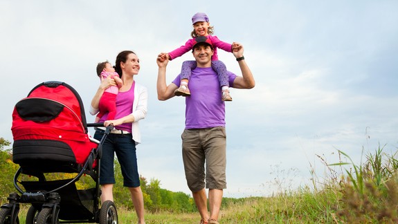 Ako postupovať pri výbere kočíka a autosedačky