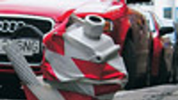 Stavebný úrad preveruje sporné citylighty v centre