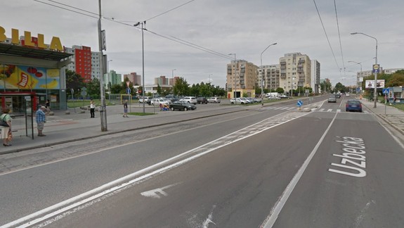 Vodič zrazil na priechode 12-ročnú Lenku a odišiel - jej zúfalá mama prosí: pomôžte nám ho nájsť!