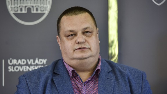 Ľudia s COVID-19 od pondelka nemusia zostávať v povinnej päťdňovej izolácii