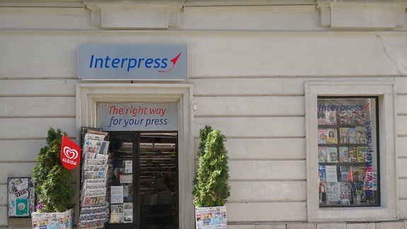 Prečo mestskí poslanci neodsúhlasili prenájom priestorov na Sedlárskej ulici, kde sídli predajňa zahraničnej tlače?