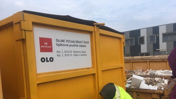 FOTO: Majú Bratislavčania záujem darovať použité, no stále funkčné veci?