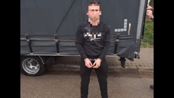 Dozvuky zápasu Slovan - Trnava: Ďalší chuligán z futbalu skončil v putách