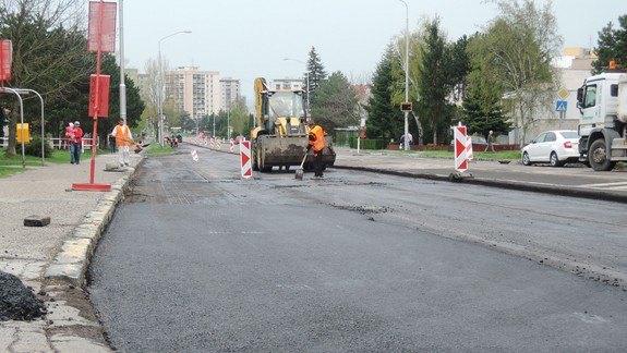 Vodiči, čakajú vás ťažké týždne: Cez víkend začne mesto opravovať Hodonínsku ulicu v Lamači