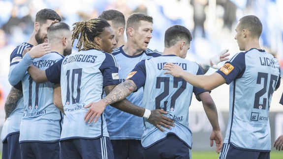Futbal: Slovan zdolal ViOn Zlaté Moravce-Vráble 4:1
