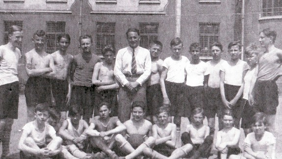 Smutný príbeh: Pripomeňme si osud bratislavského učiteľa, ktorého život vyhasol v koncentračnom tábore