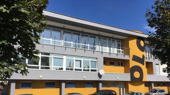 V OLO si prenajímali autá za desaťtisíce, úrad ich stopol a dostali pokutu!