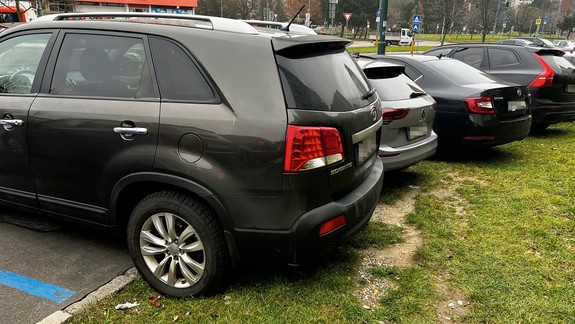 Nemáte poistené auto? Ministerstvo vnútra začína posielať upozornenia