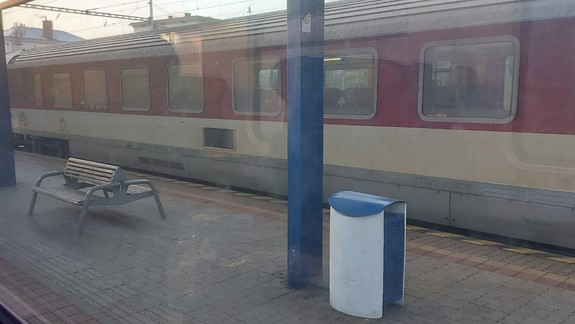 Pre koronavírus medzi železničiarmi rušia v Bratislavskom kraji desiatky vlakov