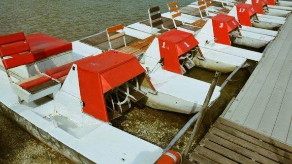 Na Draždiaku niekto vážne poškodil 16 vodných bicyklov, škody rátajú v tisícoch eur