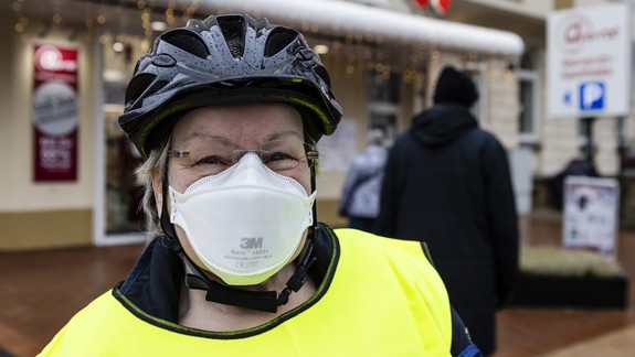 Devín chce pomôcť s respirátormi pre seniorov či sociálne odkázaných