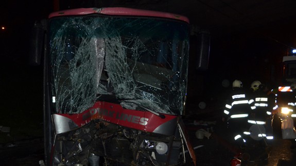 Neznámy páchateľ ukradol na Nivách autobus a havaroval