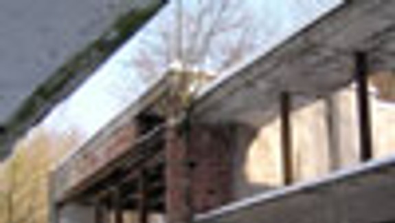 Snežienka mohla stáť, investor však prerába projekt