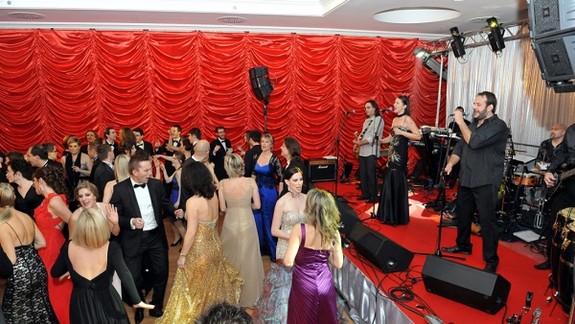 Dúbravka chystá fašiangový ples aj s laserovou šou