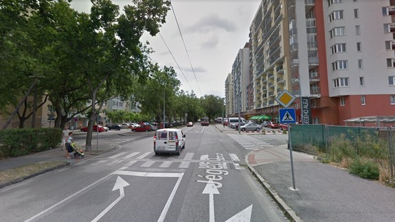 Zločin z lásky: Na Jégeho ulici napadol 29-ročný Trnavčan svojho 45-ročného soka nožom