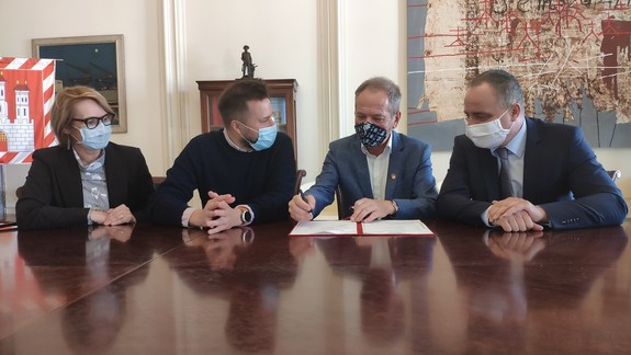 Samospráva spojila sily, aby mohol v Záhorskej Bystrici vzniknúť nový školský areál