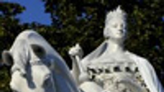 Väčšina je za návrat súsošia Márie Terézie