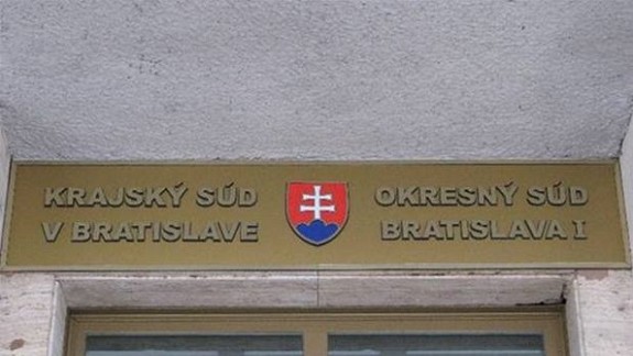 Ďalšia nahlásená bomba opäť na bratislavských súdoch, žiadnu výbušninu nenašli