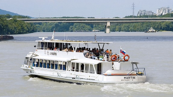 Magistrát bude opäť rozdávať bezplatné vstupenky na vyhliadkovú plavbu loďou!