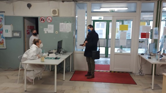 Kde sa otestovať? V Petržalke pribudli nové stále odberné miesta