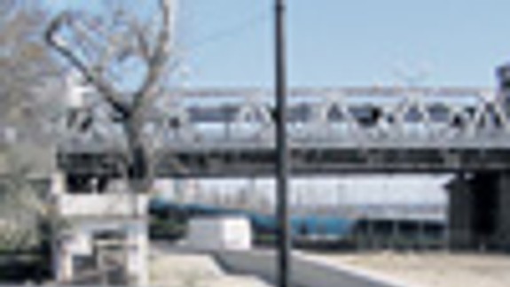 Promenáda pod Starým mostom zatiaľ nebude