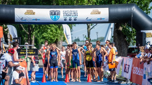 FOTO: Na bratislavskom triatlone sa najviac darilo Čechom – vyhrali až deväť kategórií