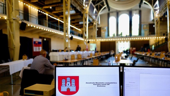 V mestskom zastupiteľstve bude aj nasledujúce štyri roky 45 poslancov