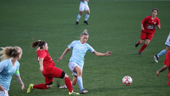 FOTO: Futbalistky si to rozdali v bratislavskom derby - úspešnejší bol Slovan, ktorý zdolal NMŠK 4:0