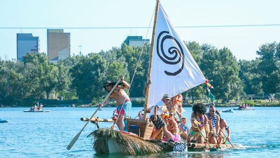 Prídete? Na Draždiaku súťažia podomácky zhotovené plavidlá
