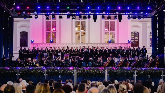 Spojí klasickú a filmovú hudbu: Slovenská filharmónia odohrá v Grasalkovičovej záhrade benefičný koncert