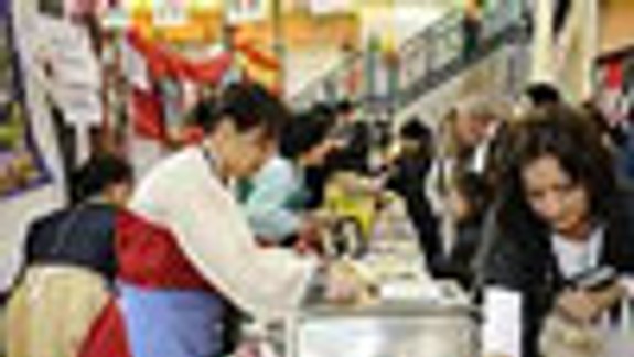 Vianočný bazár vyzbieral 2,4 milióna korún