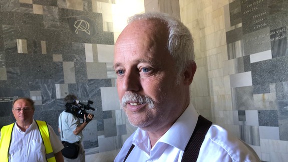 Boris Šramko: Obliekanie mŕtvych, ktorí mali COVID-19, je komerčná služba