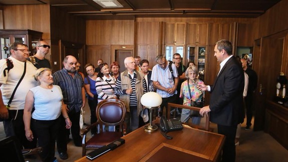 Národná rada otvára svoje brány verejnosti: Čo čaká navštevníkov?