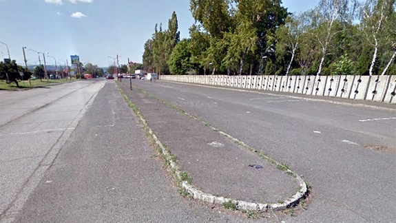 Pred cintorínom zrekonštruujú parkovisko