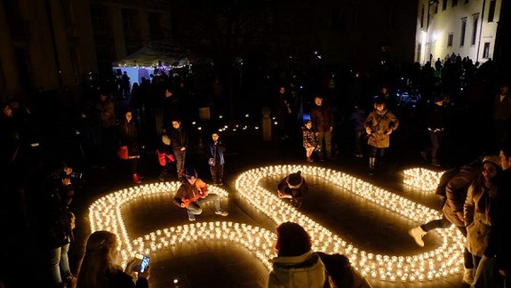 Hodinu Zeme si tento rok pripomenieme inak než ponorením dominánt mesta do tmy...