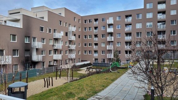 Bývanie sa stáva nedostupnejšie, upozorňuje Národná banka Slovenska