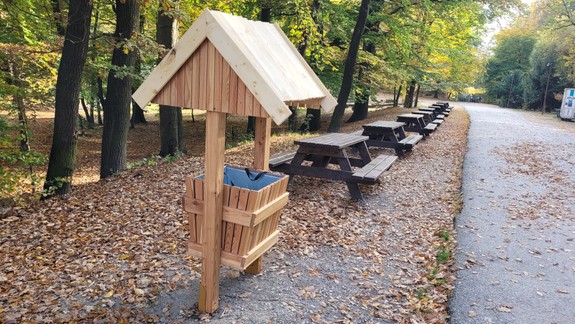 Kamzík sa mení – pribudol mobiliár, vkusné verejné osvetlenie, sedenie Meňavka aj atypická zastávka