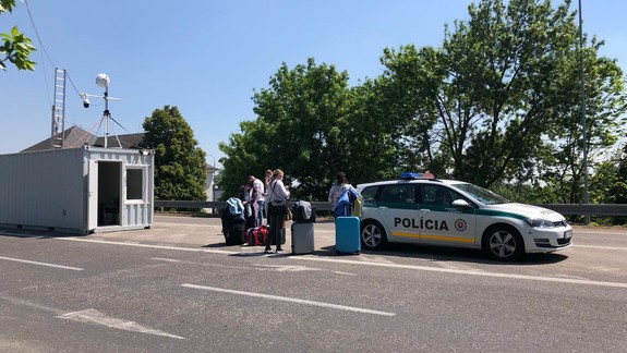 VIDEO Repatrianti: Dožadujú sa domácej karantény, tá je však ešte len v testovacej prevádzke