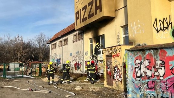 Dieťa s pyrotechnikou spôsobilo požiar vo Vajnoroch