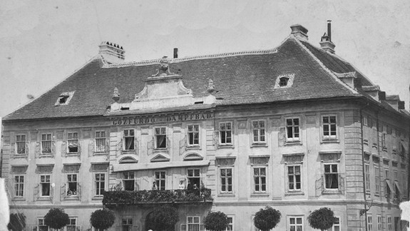 Za divadlom kedysi boli parné kúpele