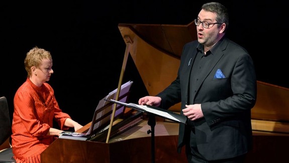 Piesňový večer: V Malej sále Slovenskej filharmónie sa predstavia  Tomáš Šelc a Barbara Maria Willi