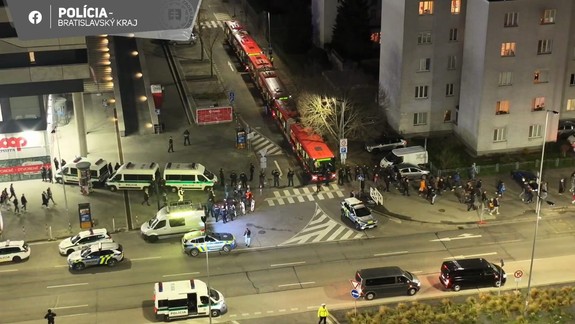 Ako dopadlo derby Slovan - Trnava z pohľadu polície? Pokuty dostali vodiči áut